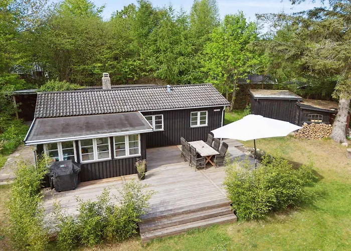 Feriehus Cosy Summerhouse With Private Garden Nyrup