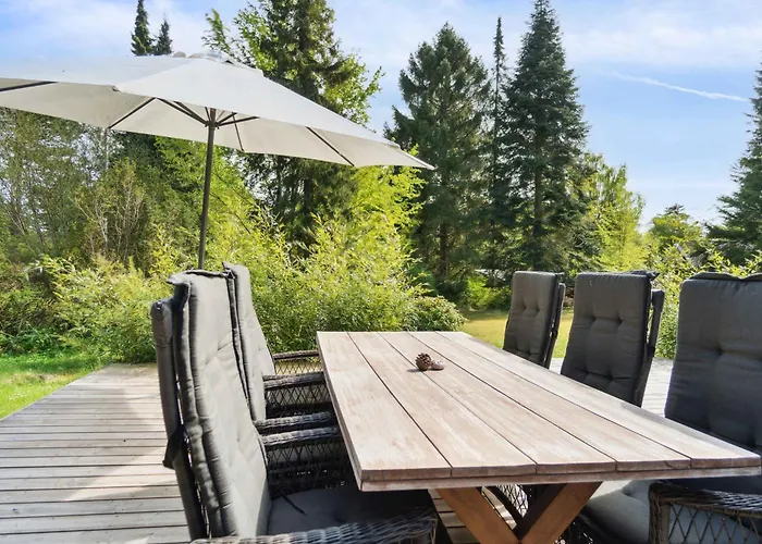 Cosy Summerhouse With Private Garden Feriehus *