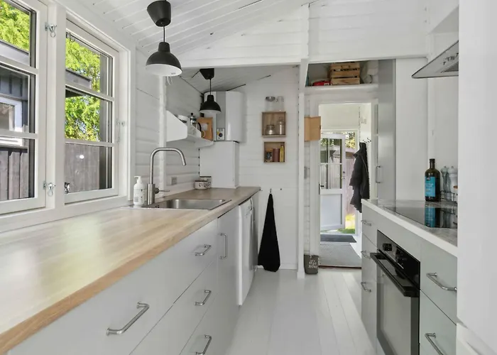 Cosy Summerhouse With Private Garden Nyrup